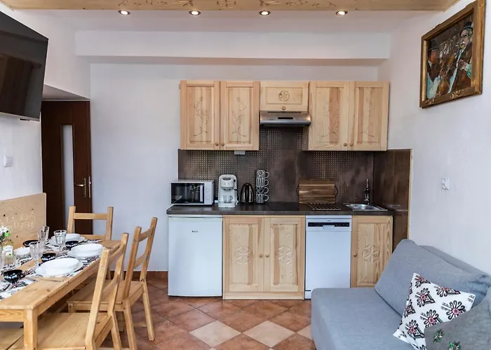 شقة Sabalowe Bajania زاكوباني